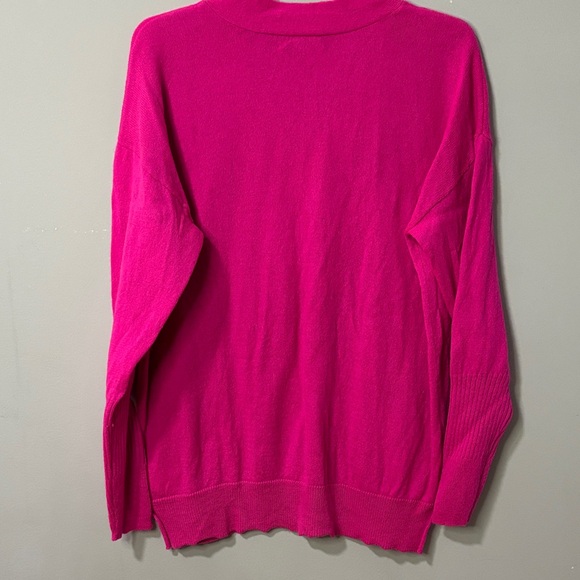 Charter Club Cashmere Old Money Quiet Luxury Vibrant Fuchsia V-Neck Sweater - Picture 4 of 4